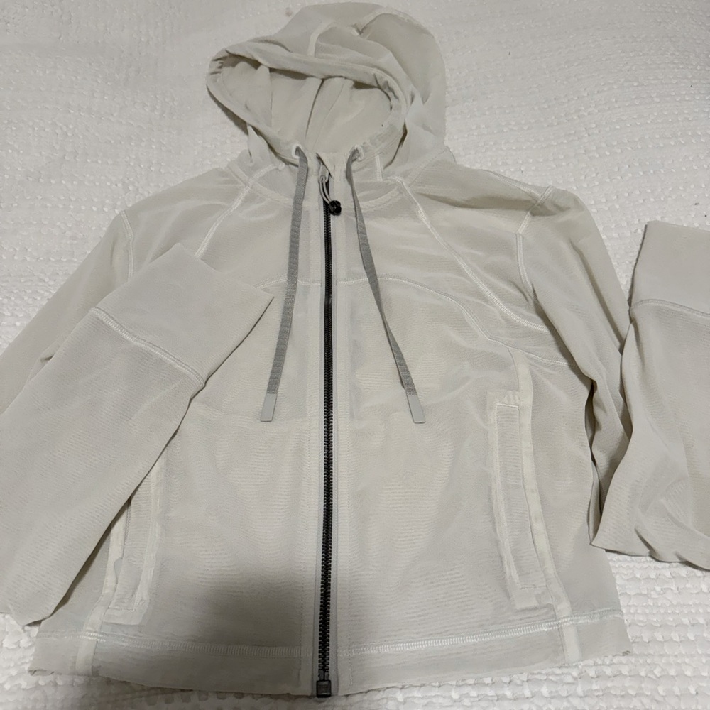 Lululemon cropped define jacket